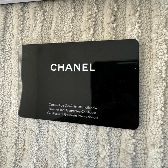 Authentic Chanel Booklet & Certification Card clean - Picture 14 of 14